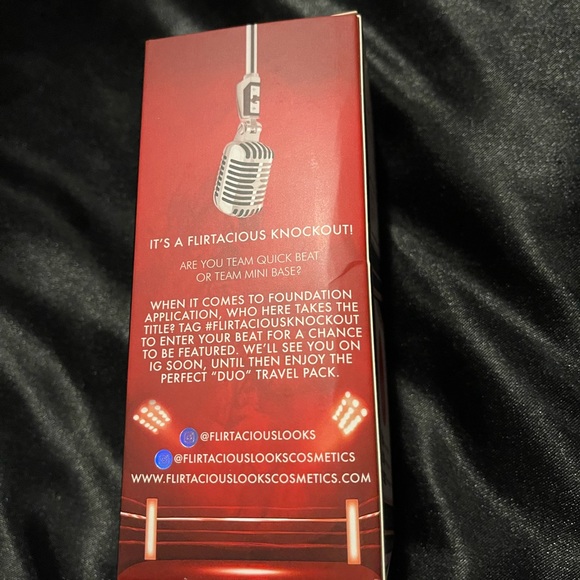 🩷Take Extra $1 Off Sale Flirtatious Cosmetics Makeup Tools - Picture 2 of 7